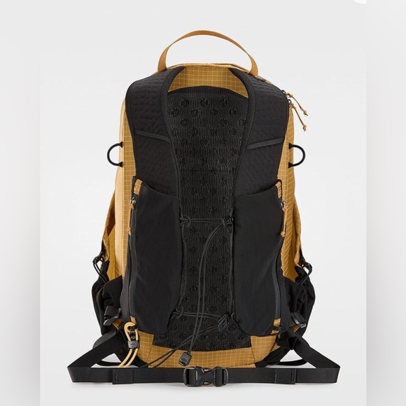 NWOT Arc'teryx Aerios 15 Backpack Women's | Light Durable Day-Hiking Pack - Picture 3 of 7